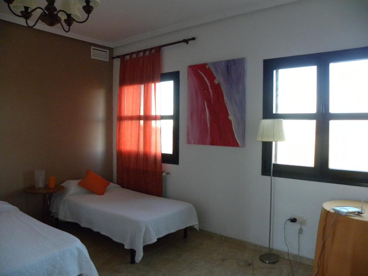 El Jardin De Los Gatos Apartament กาเซเรส ภายนอก รูปภาพ